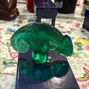 Lalique Emerald Green Chameleon Figurine